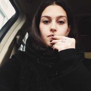 ArinaAkhmedova avatar