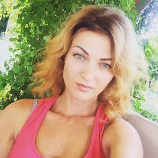 Anna Pishenina photo