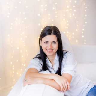 Alina Nesvezhaya photo