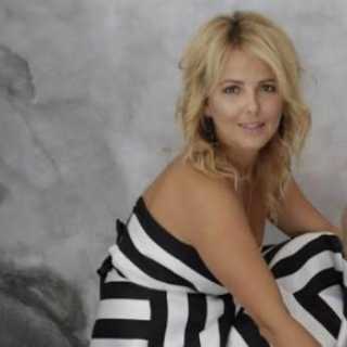 Lesya Yekimova photo