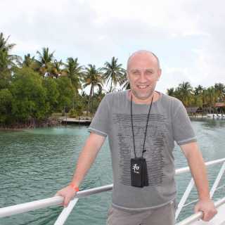 Aliaksandr Lobach photo