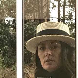 Laura Mele photo