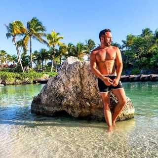 Christian Leos photo