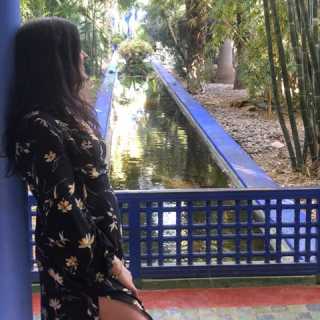 Tatiana Almeida photo