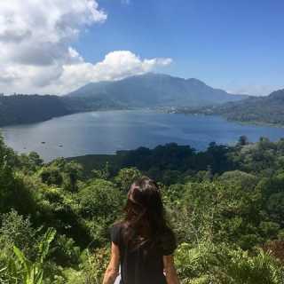 Alessia Toutoudakis photo