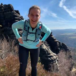 Claudia Arnold photo