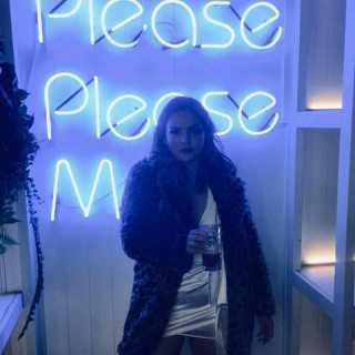 Holly Anderson photo