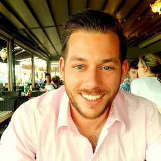 Yuri van-Schoote photo