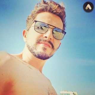 Guilherme De-Oliveira photo