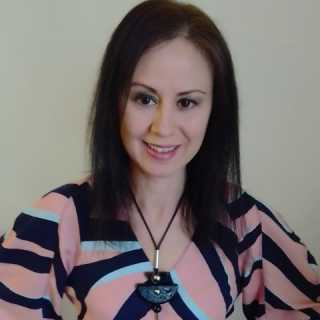 Izabella Gelencsr photo