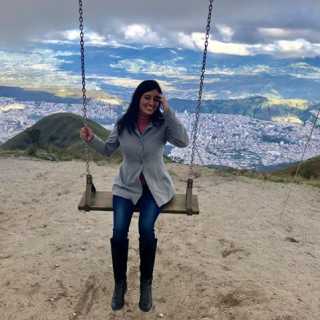 Veronica Poveda photo