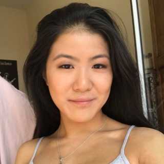 Jasmine Lau