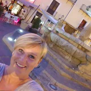 Tone-Merete Lilleb photo