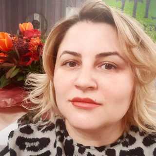 Laura Ioana photo