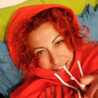 Roula Karpouzli photo