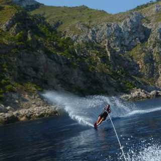 Arnaud De-Vernon photo