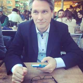 Roger Mogert