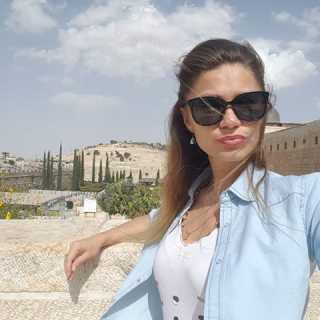 Katia Zhydovich photo