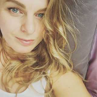 ManuelaCapar avatar