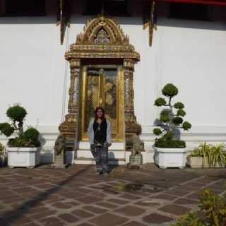 Constanza-Estefania Martinez-Olivares photo