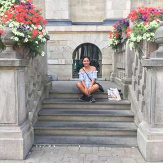 Gabriela Giron photo